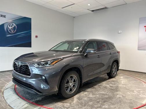 2022 Toyota Highlander Limited