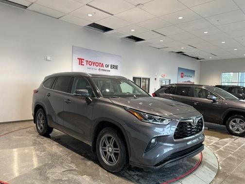 2022 Toyota Highlander Limited