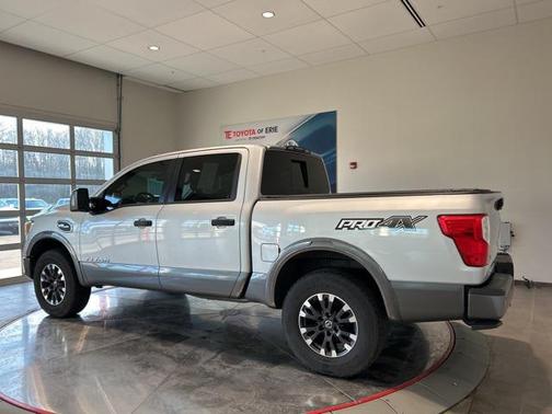 2017 Nissan Titan PRO-4X