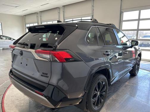 2024 Toyota RAV4 Hybrid SE