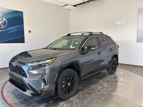 2024 Toyota RAV4 Hybrid SE