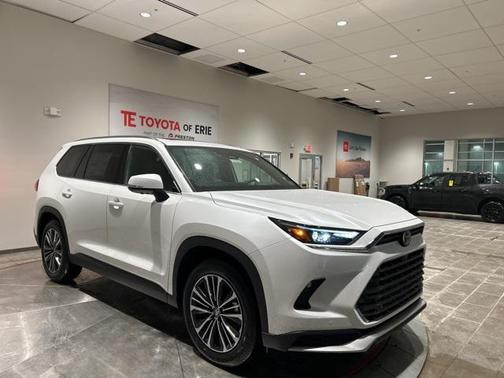 2026 Toyota Grand Highlander Hybrid Platinum MAX