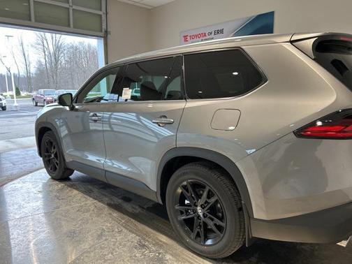 2026 Toyota Grand Highlander Hybrid Platinum MAX