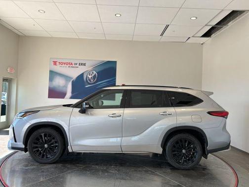 2023 Toyota Highlander XSE