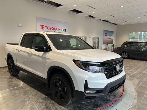 2025 Honda Ridgeline Black