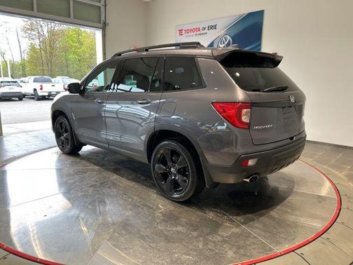 Modern Steel Metallic 2021 Honda Passport AWD Elite