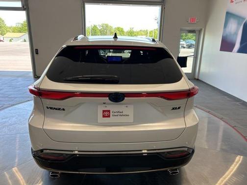 2023 Toyota Venza XLE