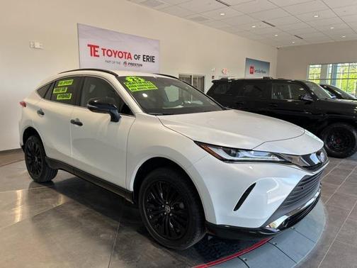2023 Toyota Venza XLE