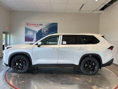 Pearl 2026 Toyota Grand Highlander Hybrid Platinum MAX