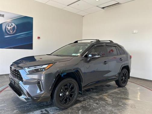 2025 Toyota RAV4 Hybrid SE