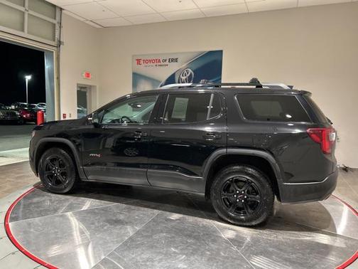 2021 GMC Acadia AWD AT4