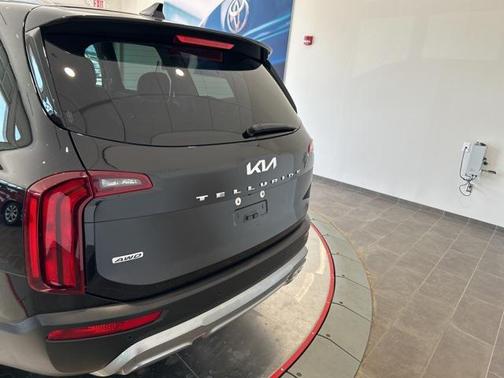 2022 Kia Telluride S