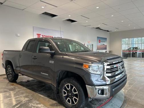 2016 Toyota Tundra SR5