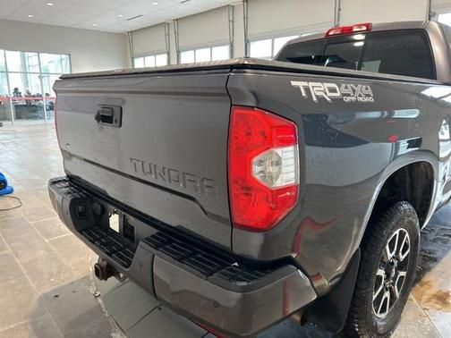 2016 Toyota Tundra SR5
