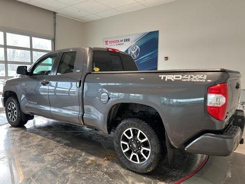 2016 Toyota Tundra SR5