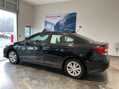 Crystal Black Silica 2022 Subaru Impreza Base