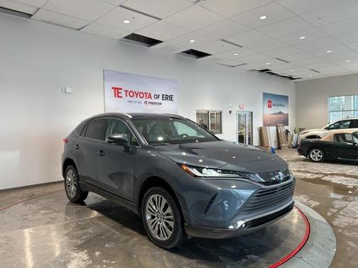 2023 Toyota Venza XLE