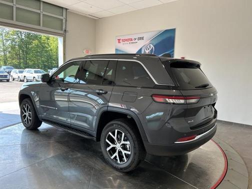 2025 Jeep Grand Cherokee Limited X