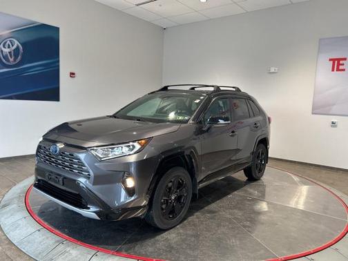 2019 Toyota RAV4 Hybrid SE