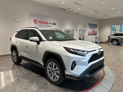 2025 Toyota RAV4 XLE Premium