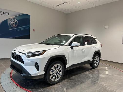 2025 Toyota RAV4 XLE Premium