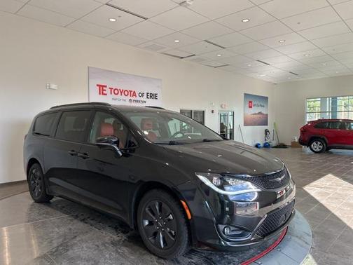 2020 Chrysler Pacifica Hybrid Red S Edition