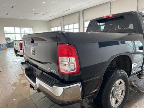 2021 RAM 2500 Big Horn Crew Cab 4x4 6'4' Box