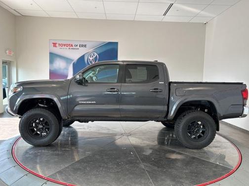 2018 Toyota Tacoma SR5