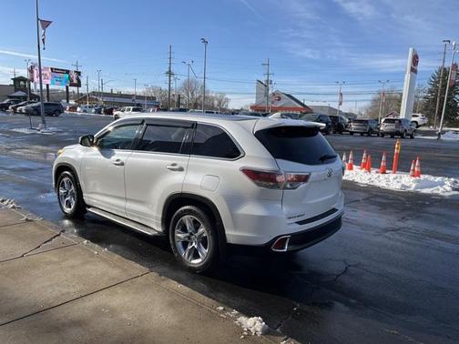 2015 Toyota Highlander Limited Platinum