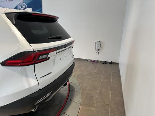 2026 Toyota Grand Highlander Hybrid Platinum MAX