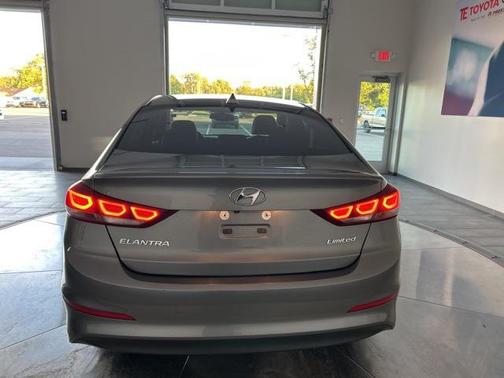 2017 Hyundai ELANTRA Limited
