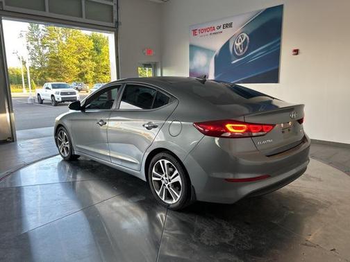 2017 Hyundai ELANTRA Limited