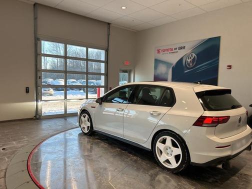 2024 Volkswagen Golf GTI 2.0T S DSG