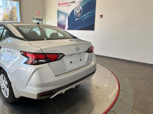 2024 Nissan Versa 1.6 S