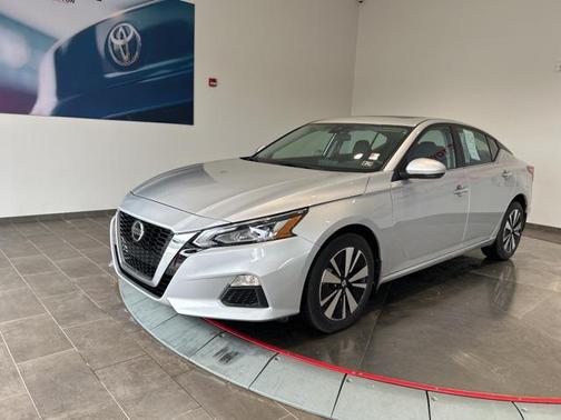 2021 Nissan Altima 2.5 SV
