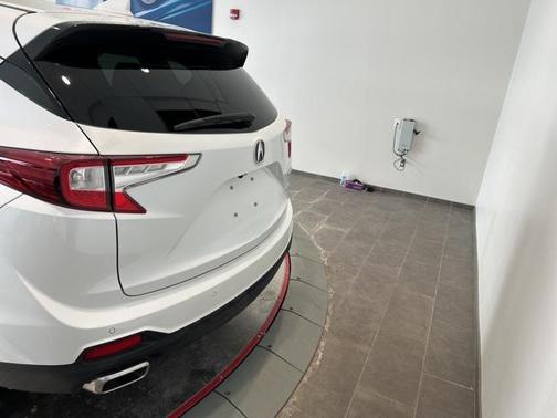 2023 Acura RDX Advance Package