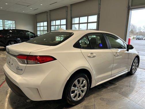 2023 Toyota Corolla Hybrid LE