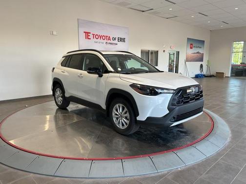 2026 Toyota Corolla Cross LE