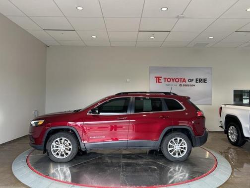 2022 Jeep Cherokee Latitude Lux