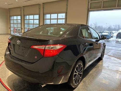 2015 Toyota Corolla S Plus