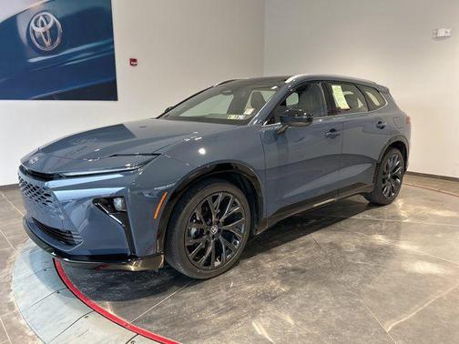 Storm Cloud 2025 Toyota Crown Signia Limited