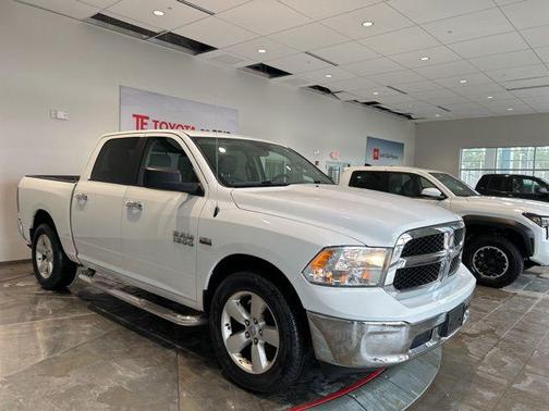 2018 RAM 1500 SLT