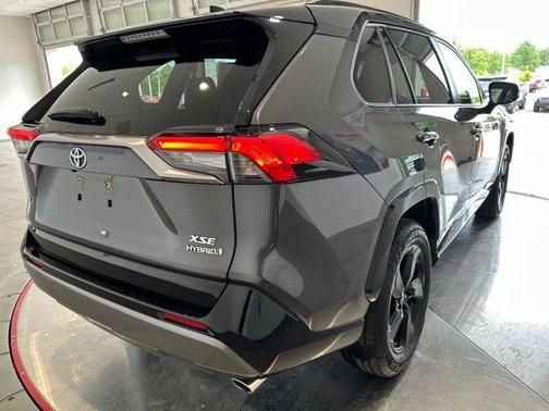 Magnetic Gray Metallic w/Black Roof 2019 Toyota RAV4 Hybrid SE