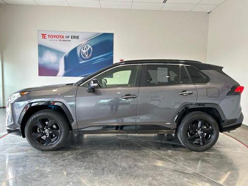 Magnetic Gray Metallic w/Black Roof 2019 Toyota RAV4 Hybrid SE