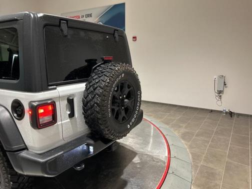 2021 Jeep Wrangler Willys