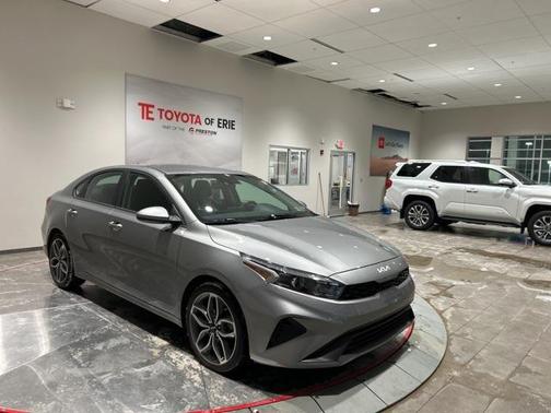 2022 Kia Forte LXS