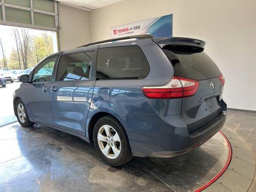 Shoreline Blue Pearl 2015 Toyota Sienna LE