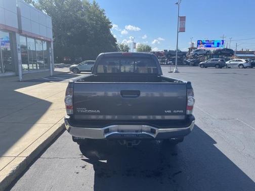 2015 Toyota Tacoma Base