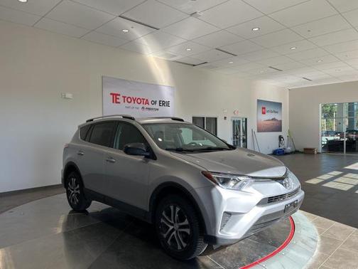 2016 Toyota RAV4 LE