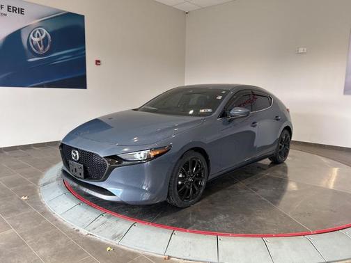 2022 Mazda Mazda3 FWD w/Premium Package